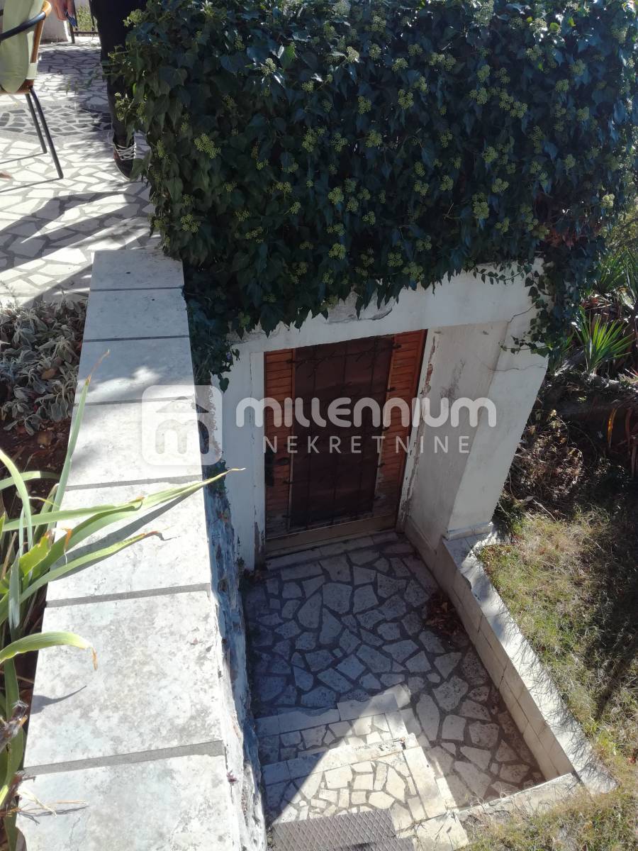 Maison À vendre - LIČKO-SENJSKA SENJ