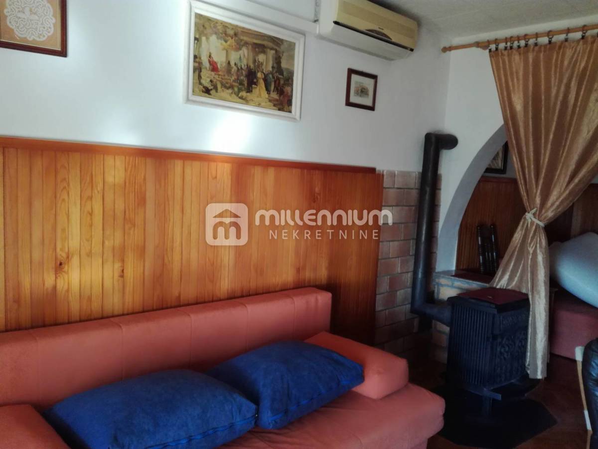 Maison À vendre - LIČKO-SENJSKA SENJ