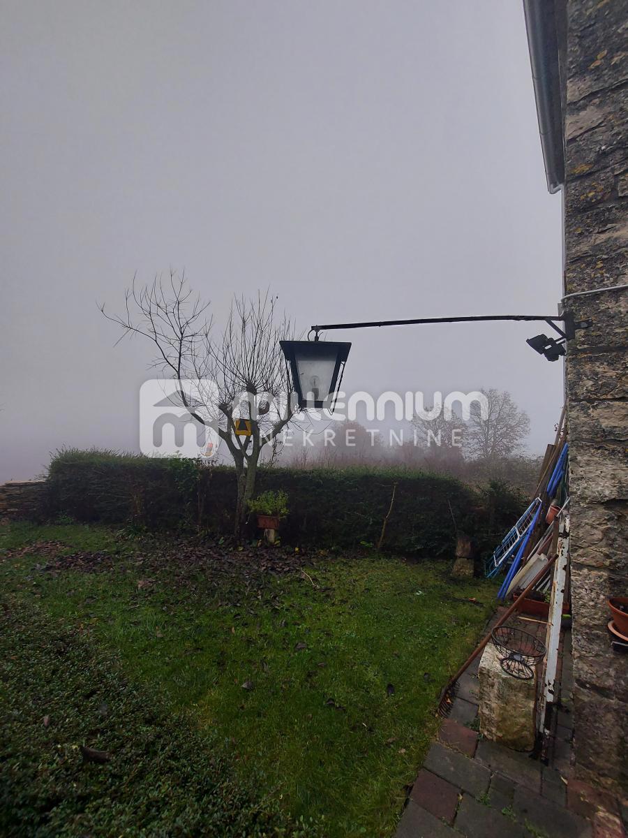 Haus Zu verkaufen - ISTARSKA GROŽNJAN