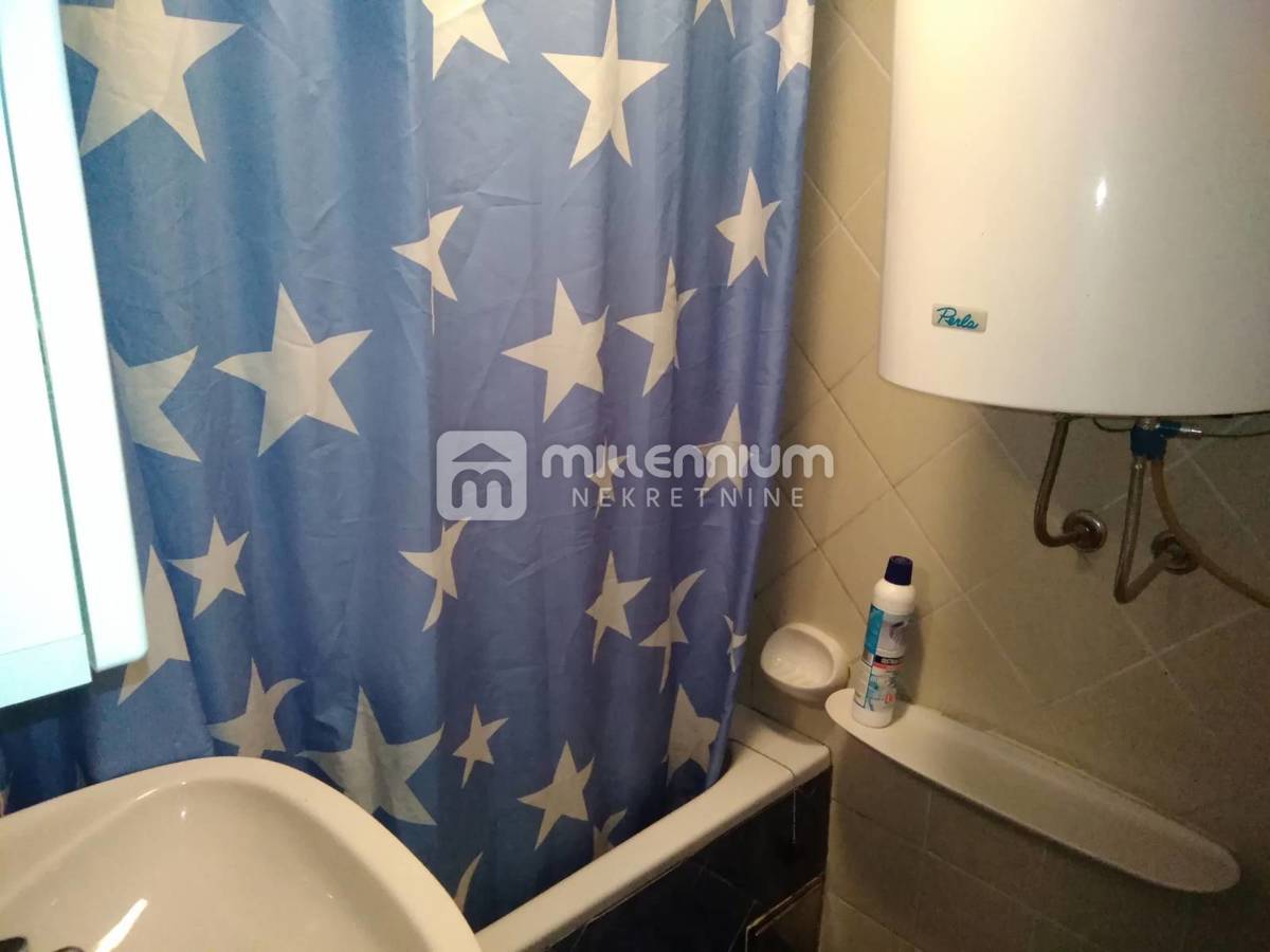 Haus Zu verkaufen - ISTARSKA GROŽNJAN