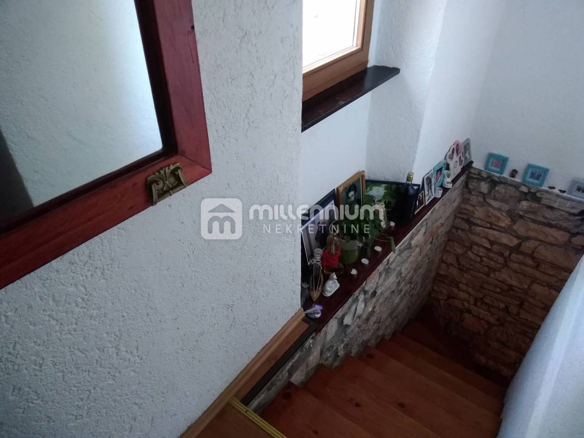 Haus Zu verkaufen - ISTARSKA GROŽNJAN