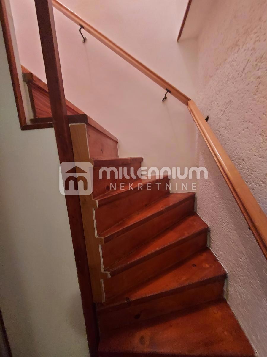 Haus Zu verkaufen - ISTARSKA GROŽNJAN