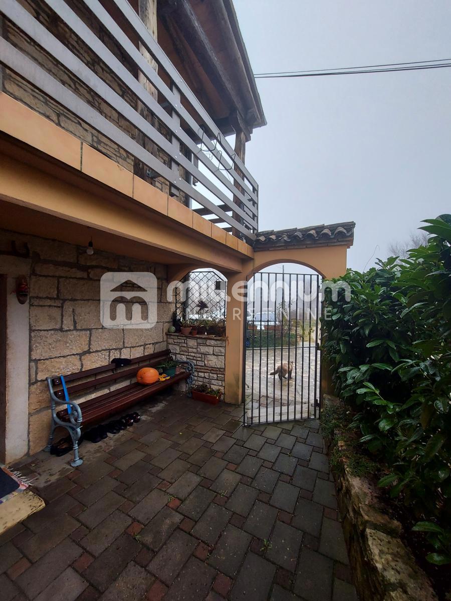 Haus Zu verkaufen - ISTARSKA GROŽNJAN