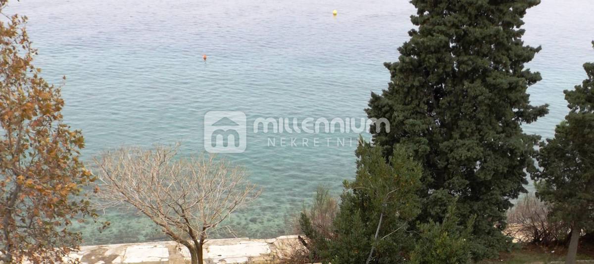 Kuća Na prodaju - PRIMORSKO-GORANSKA CRIKVENICA