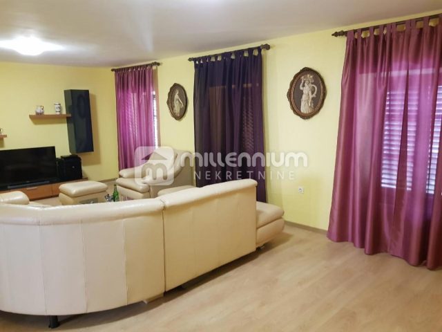 Haus Zu verkaufen - Primorsko-goranska Matulji - foto 2/28