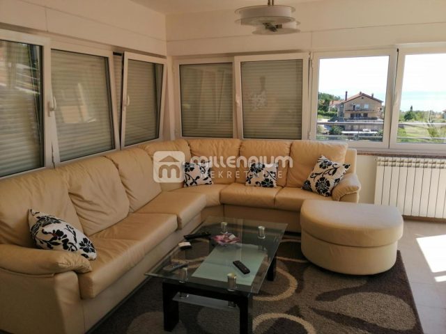 Appartement à louer 130 m² – Rubeši