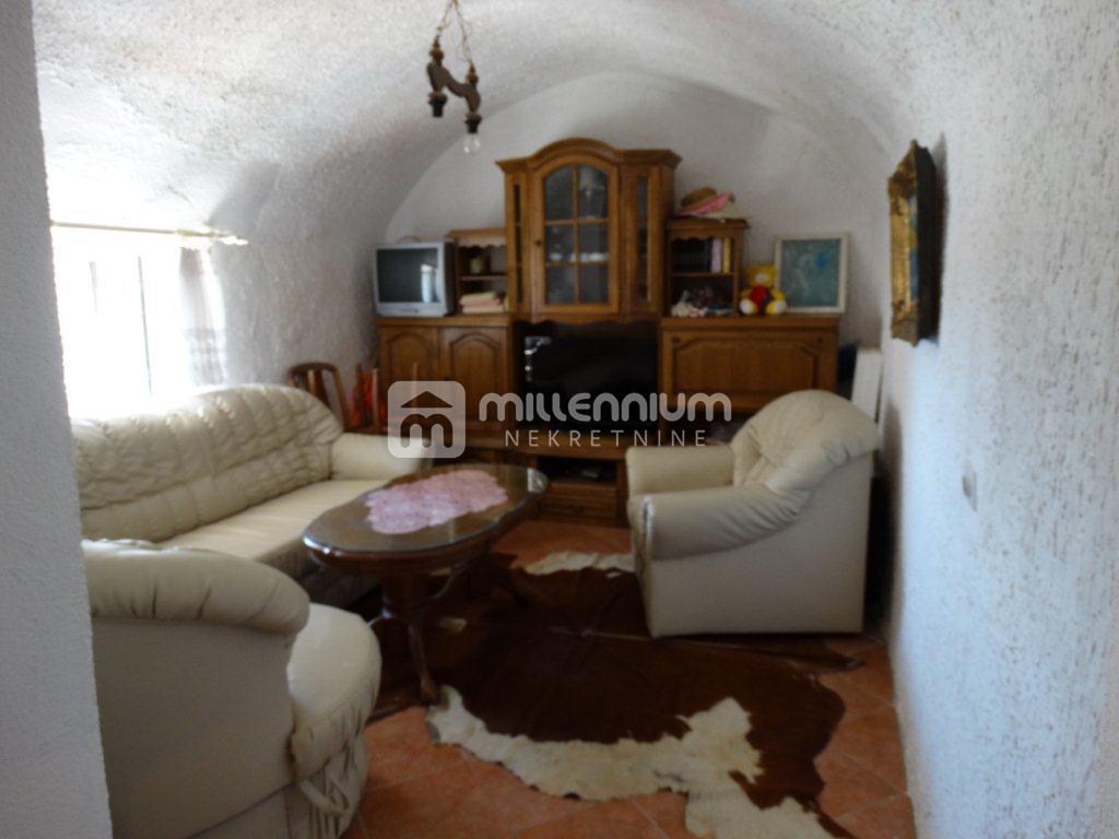 Casa In vendita - ŠIBENSKO-KNINSKA ŠIBENIK