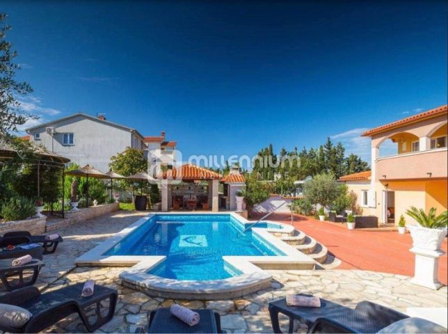House For sale - Istarska Fažana - foto 2/16