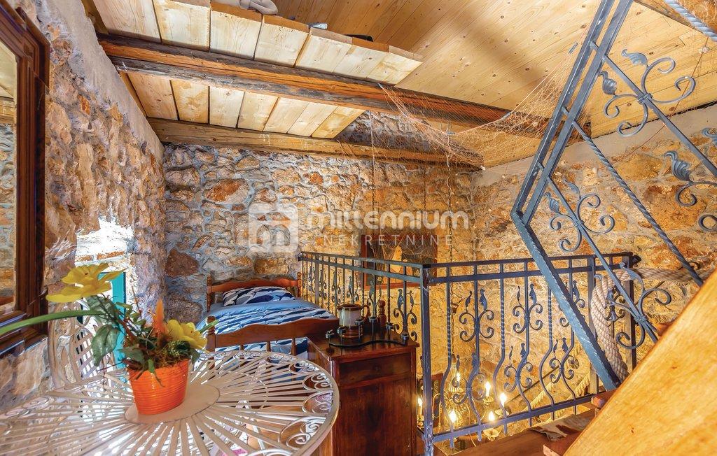 Flat For sale - PRIMORSKO-GORANSKA VINODOLSKA OPĆINA