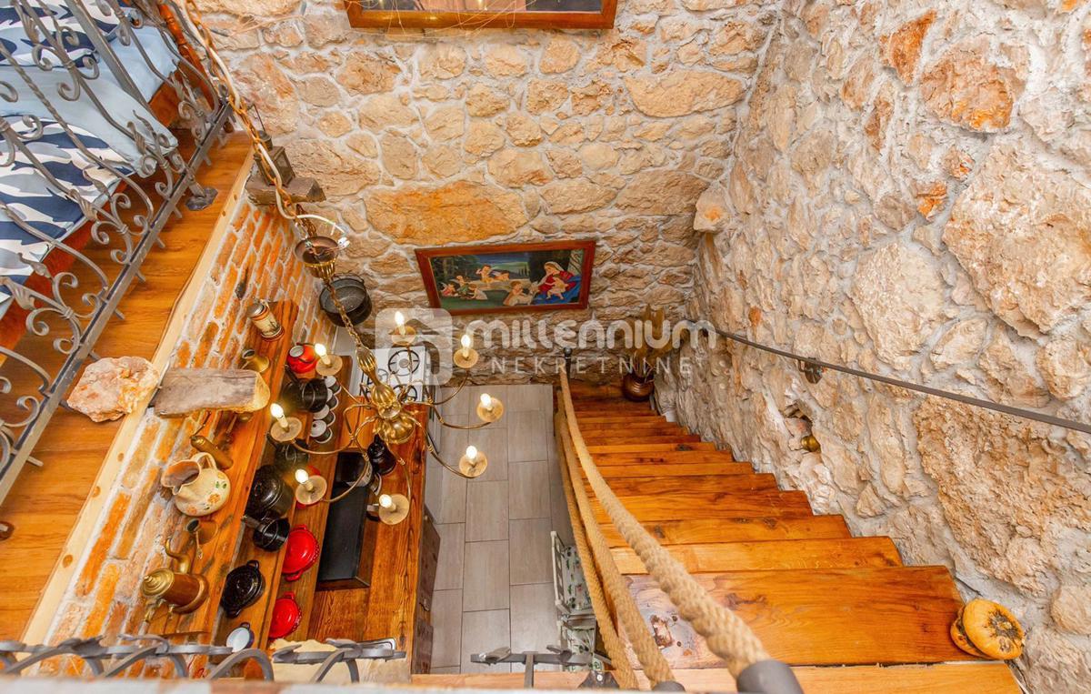 Flat For sale - PRIMORSKO-GORANSKA VINODOLSKA OPĆINA