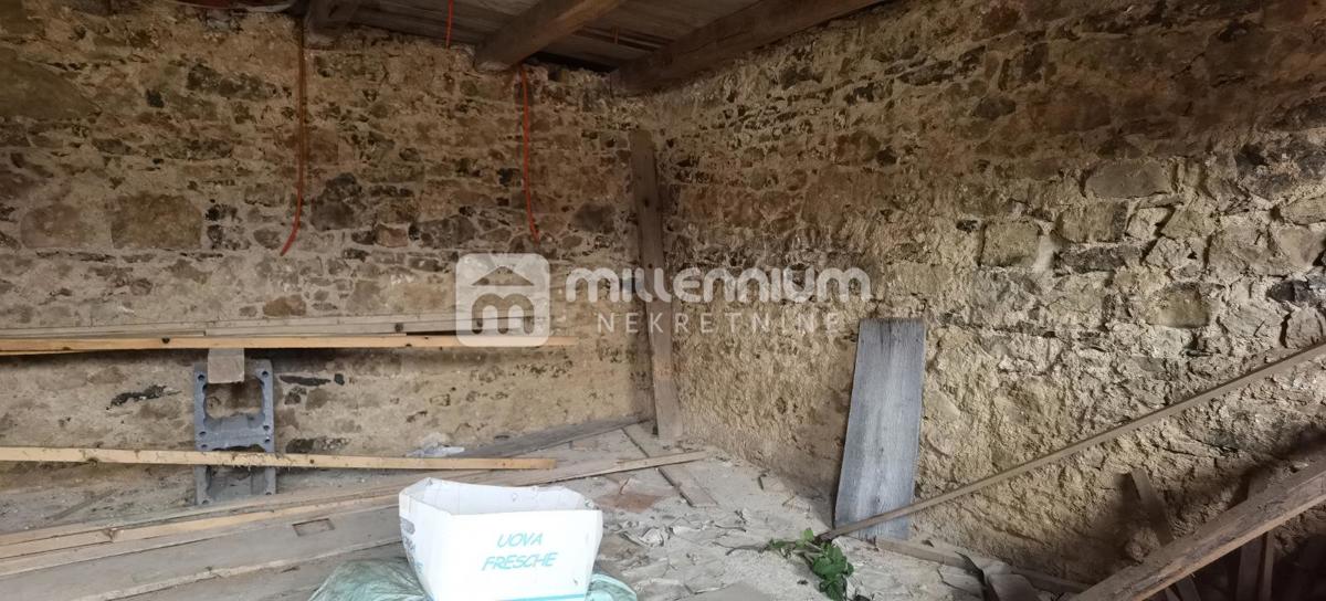 Dom Na sprzedaż - KARLOVAČKA BOSILJEVO