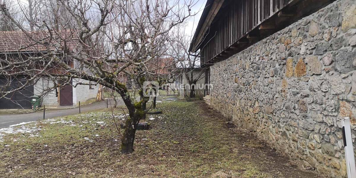 Dom Na sprzedaż - KARLOVAČKA BOSILJEVO