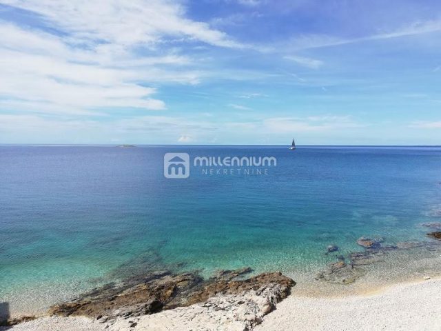 Kuća na prodaju 368 m² – Unije