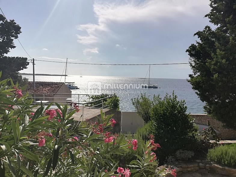 Dom Na predaj - PRIMORSKO-GORANSKA MALI LOŠINJ