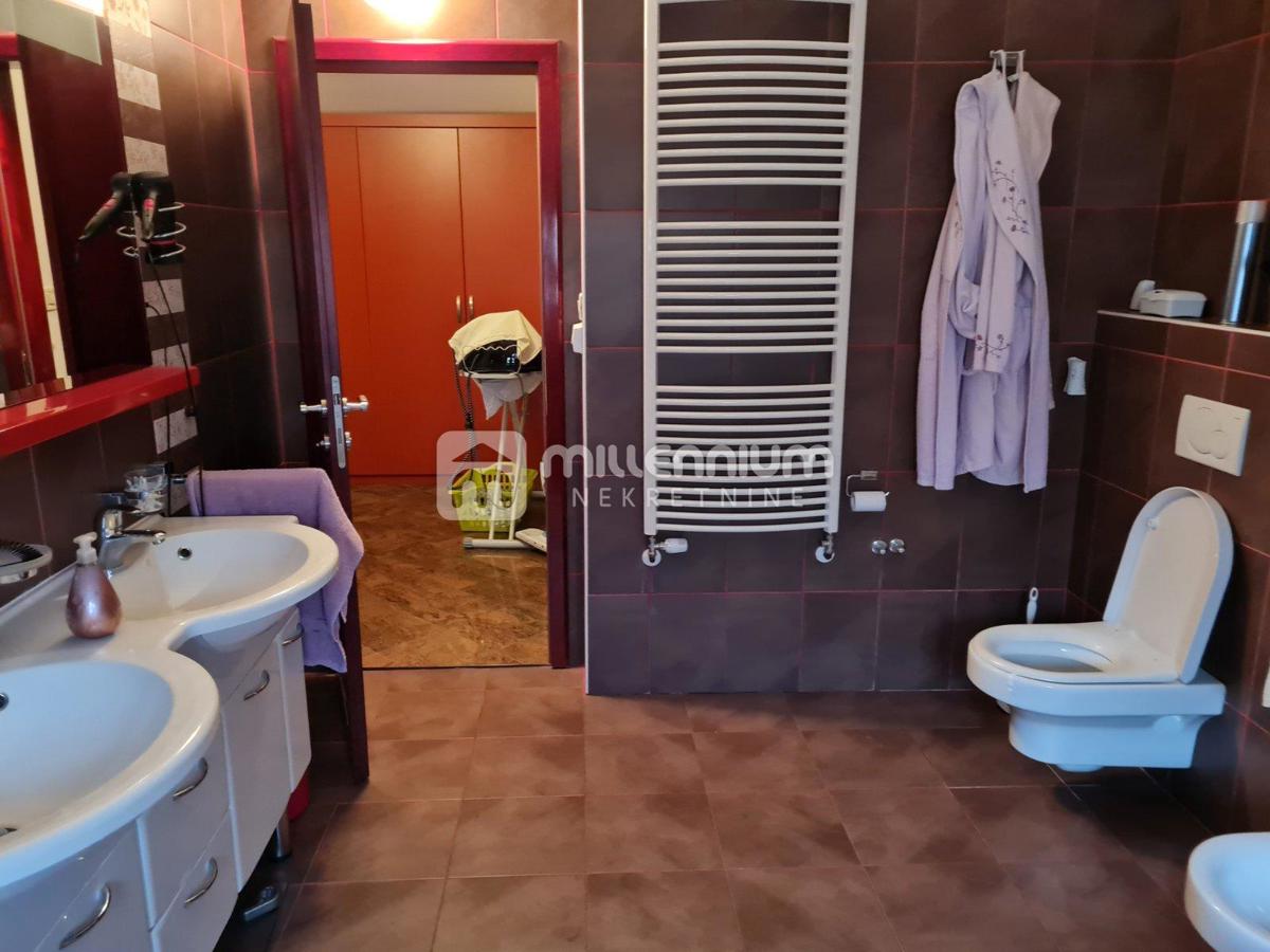 Kuća Na prodaju - PRIMORSKO-GORANSKA CRES