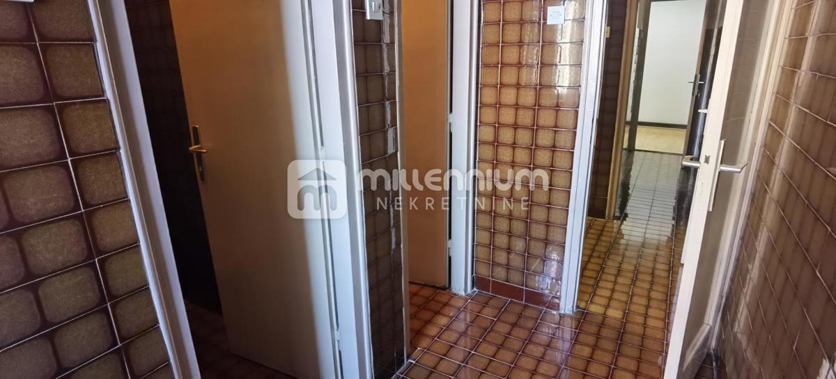 Business premises For sale - PRIMORSKO-GORANSKA RIJEKA