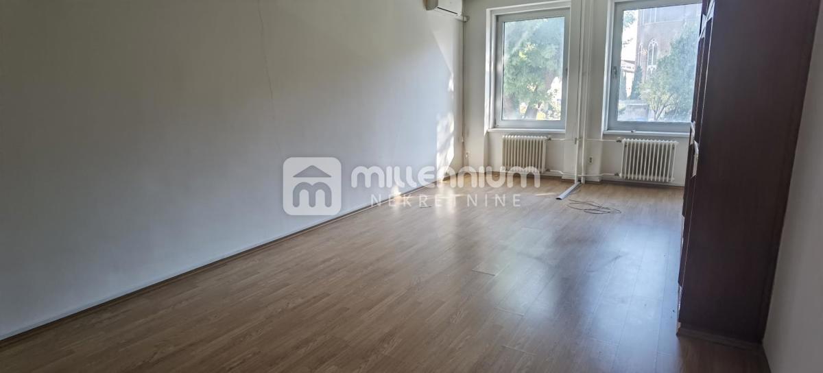 Business premises For sale - PRIMORSKO-GORANSKA RIJEKA