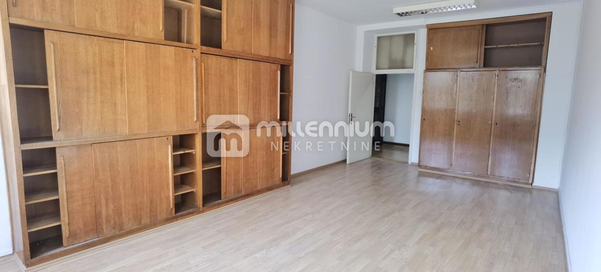 Business premises For sale - PRIMORSKO-GORANSKA RIJEKA