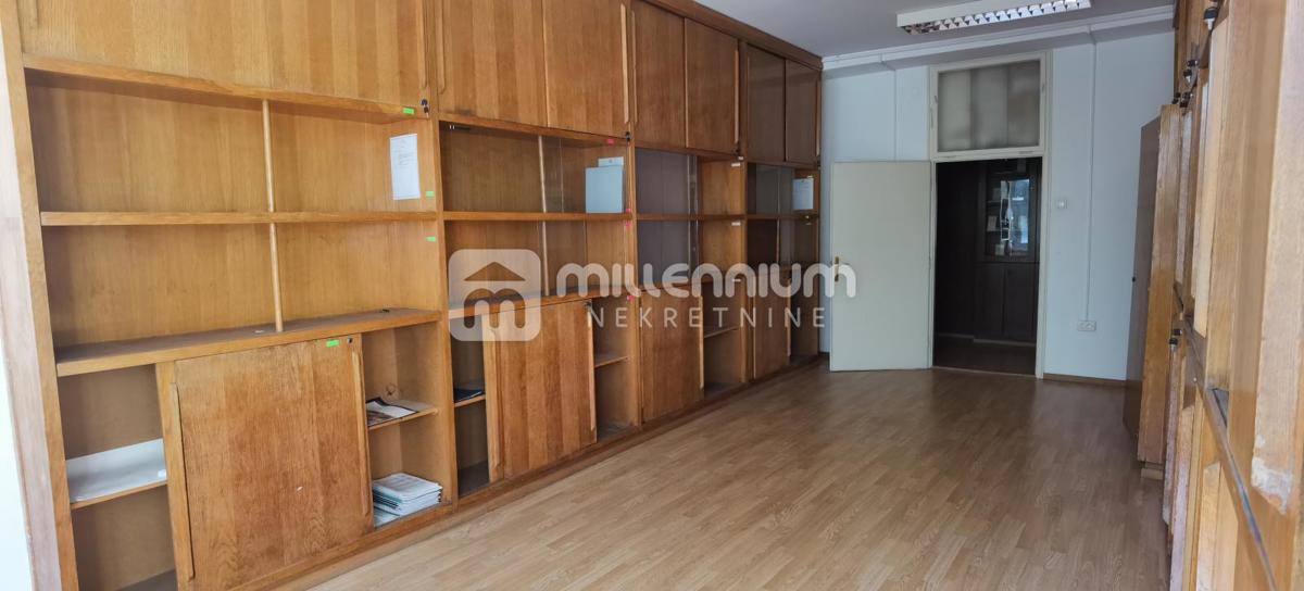 Business premises For sale - PRIMORSKO-GORANSKA RIJEKA