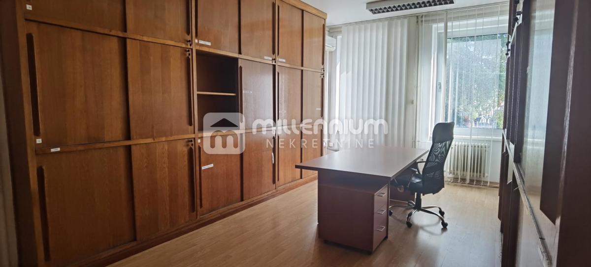 Business premises For sale - PRIMORSKO-GORANSKA RIJEKA