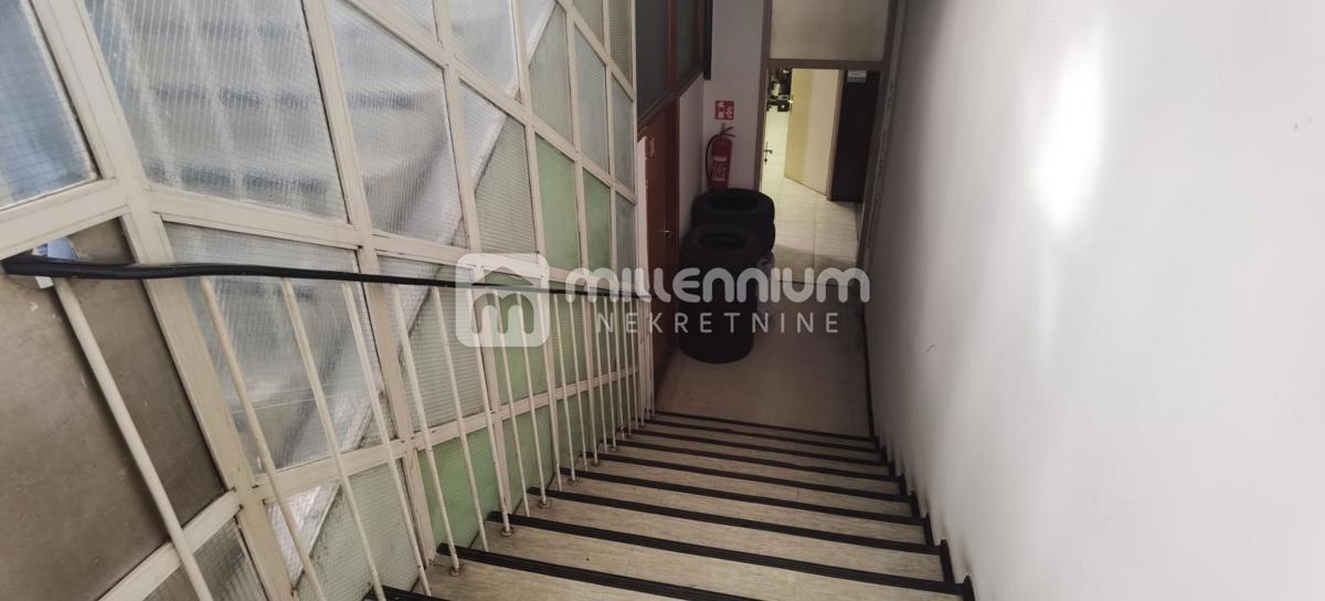 Business premises For sale - PRIMORSKO-GORANSKA RIJEKA
