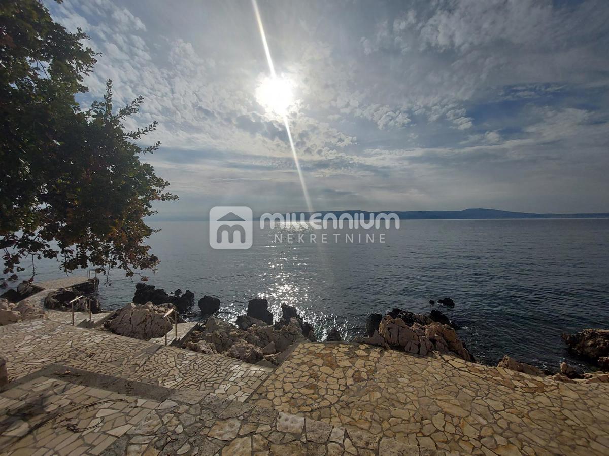 House For sale - Primorsko-goranska Novi Vinodolski - foto 1/40