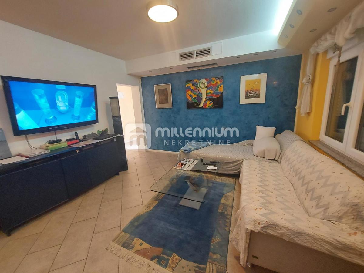 House For sale - PRIMORSKO-GORANSKA NOVI VINODOLSKI