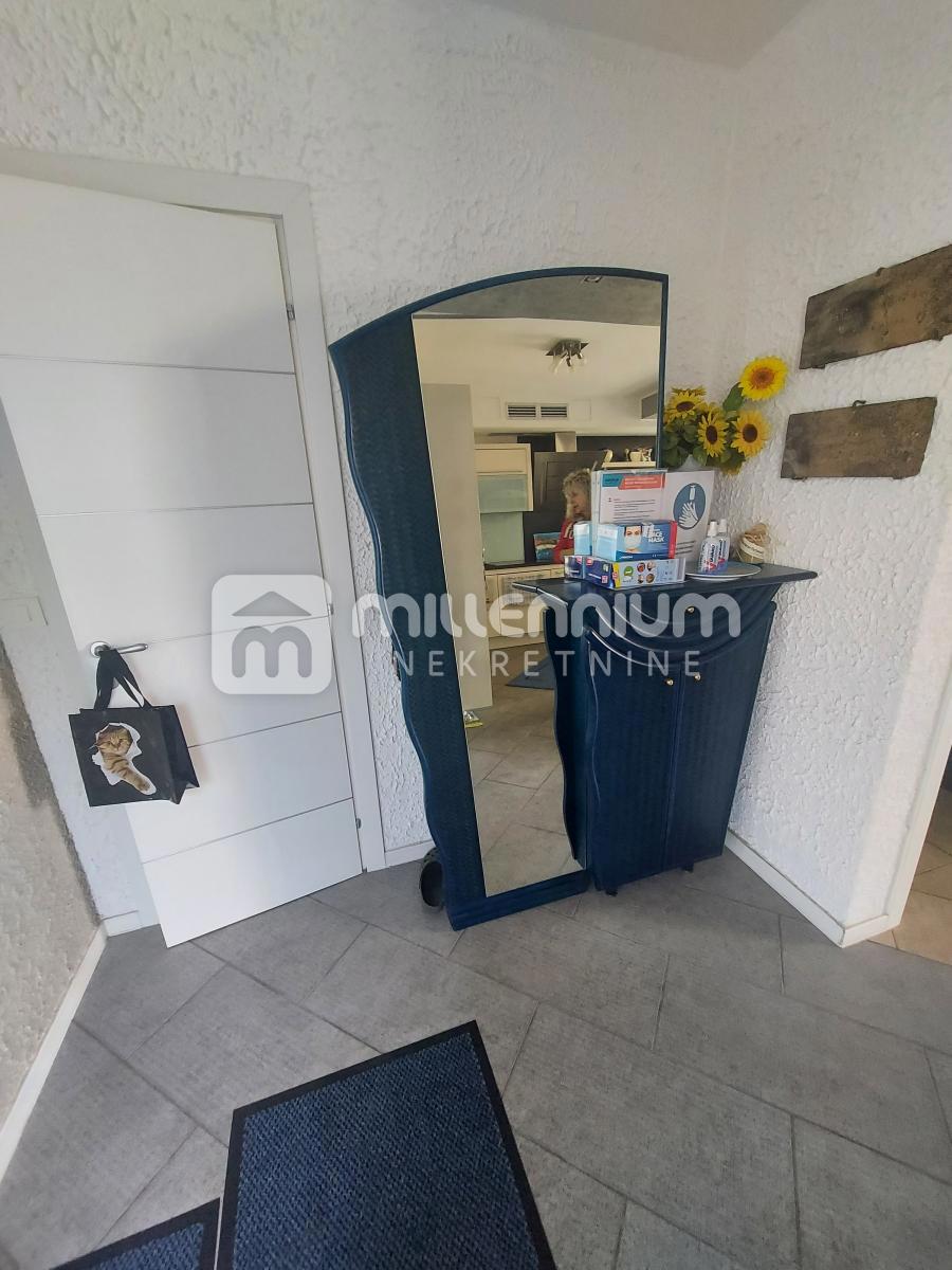 House For sale - PRIMORSKO-GORANSKA NOVI VINODOLSKI