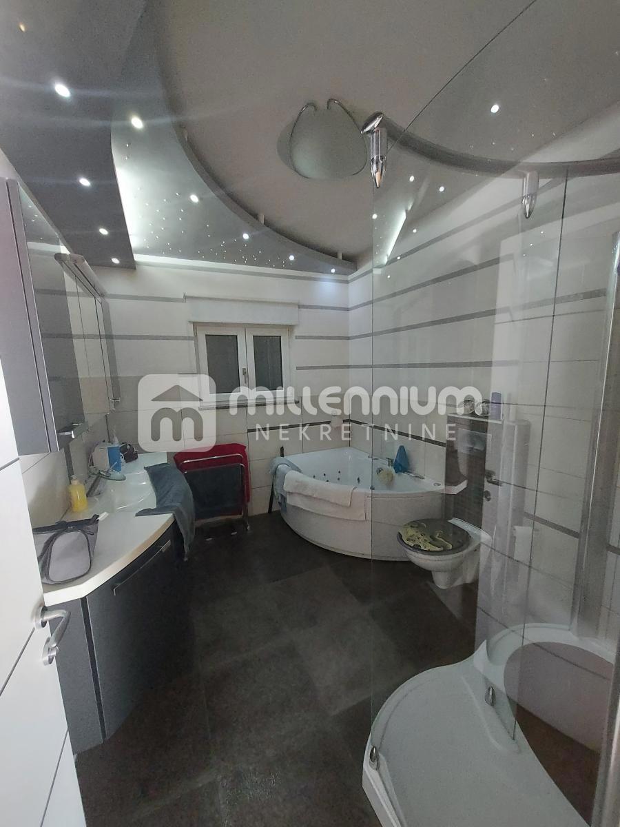 House For sale - PRIMORSKO-GORANSKA NOVI VINODOLSKI