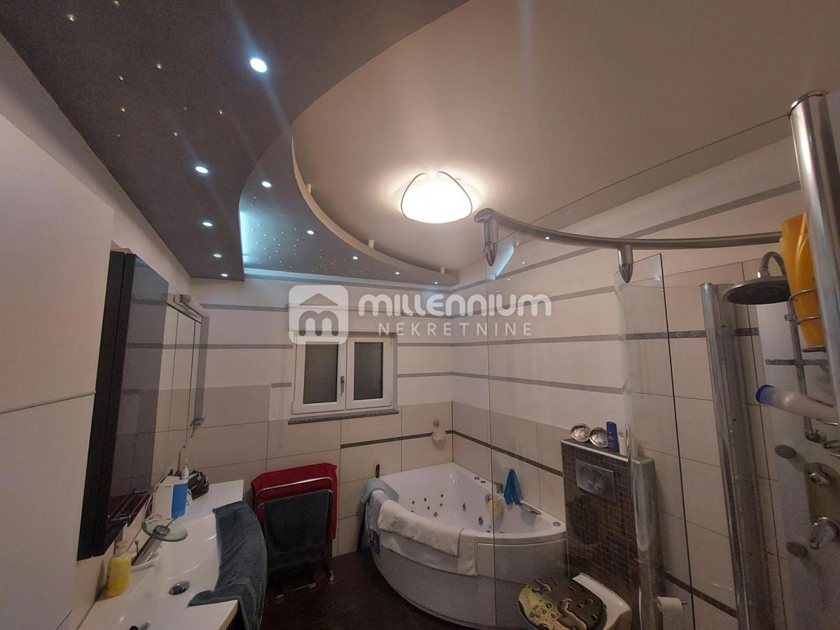 House For sale - PRIMORSKO-GORANSKA NOVI VINODOLSKI