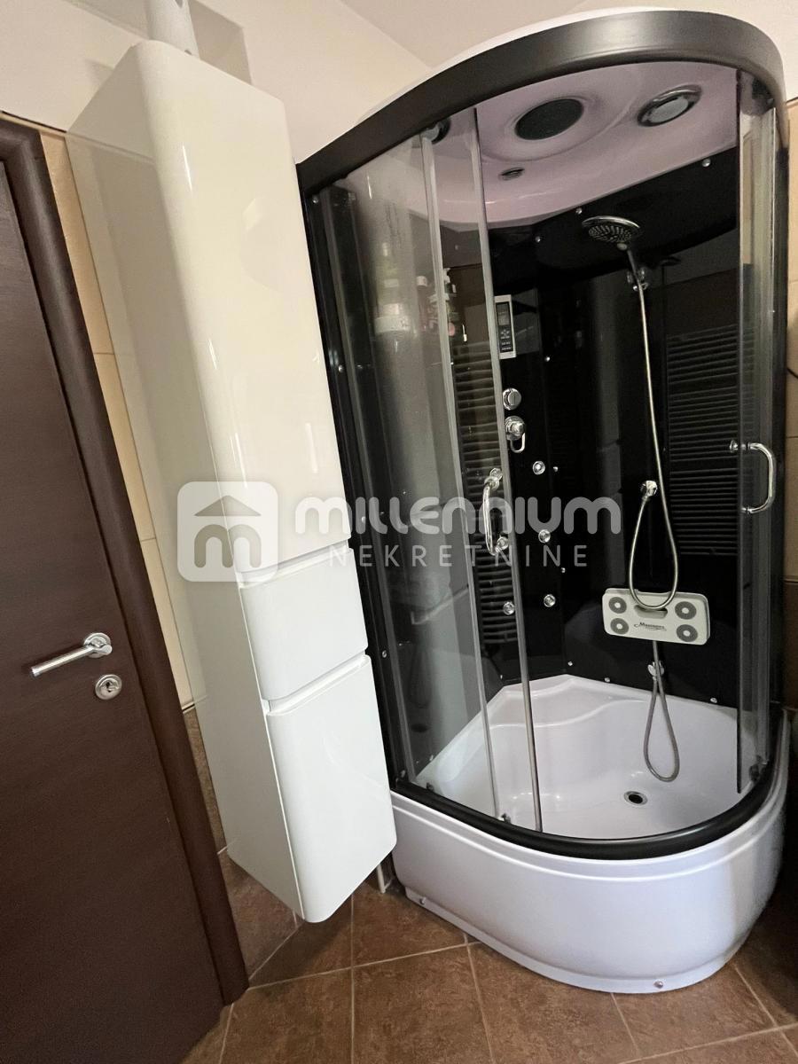 Appartement À vendre - PRIMORSKO-GORANSKA VIŠKOVO
