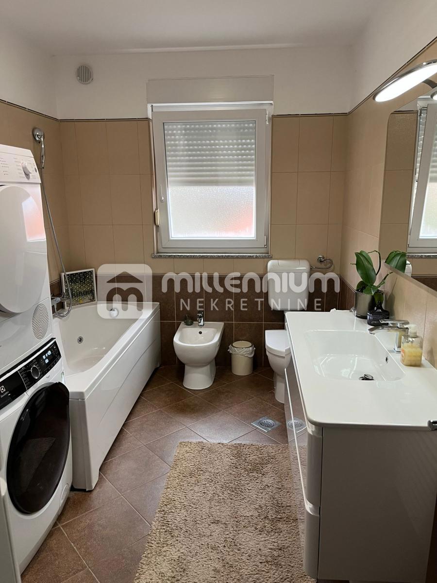 Appartement À vendre - PRIMORSKO-GORANSKA VIŠKOVO