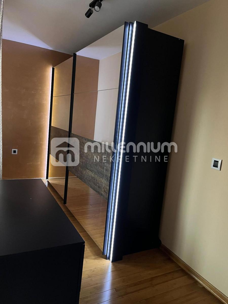 Appartement À vendre - PRIMORSKO-GORANSKA VIŠKOVO