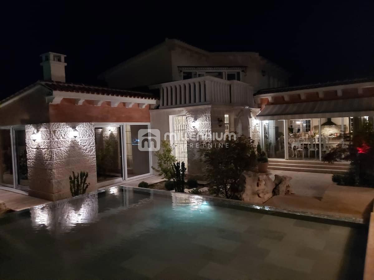 Kuća Na prodaju - ISTARSKA SVETI PETAR U ŠUMI