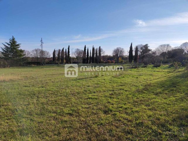 Terrain à vendre 833 m² – Rovinj