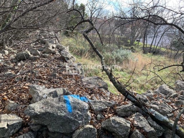 Land for sale 1140 m² – Šmrika
