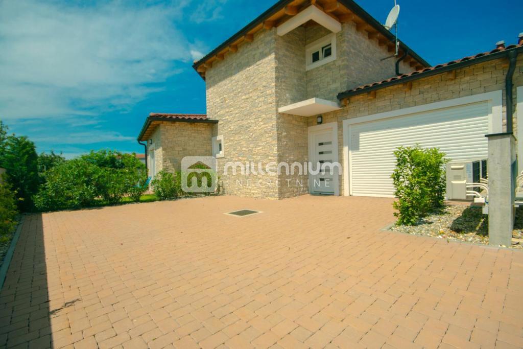 Kuća Na prodaju - ISTARSKA POREČ