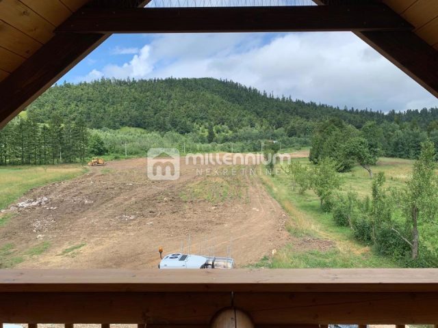 Pozemek na prodej 27288 m² – Vrata
