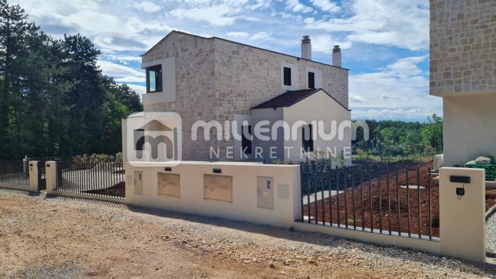 House For sale - Istarska Višnjan - foto 2/15