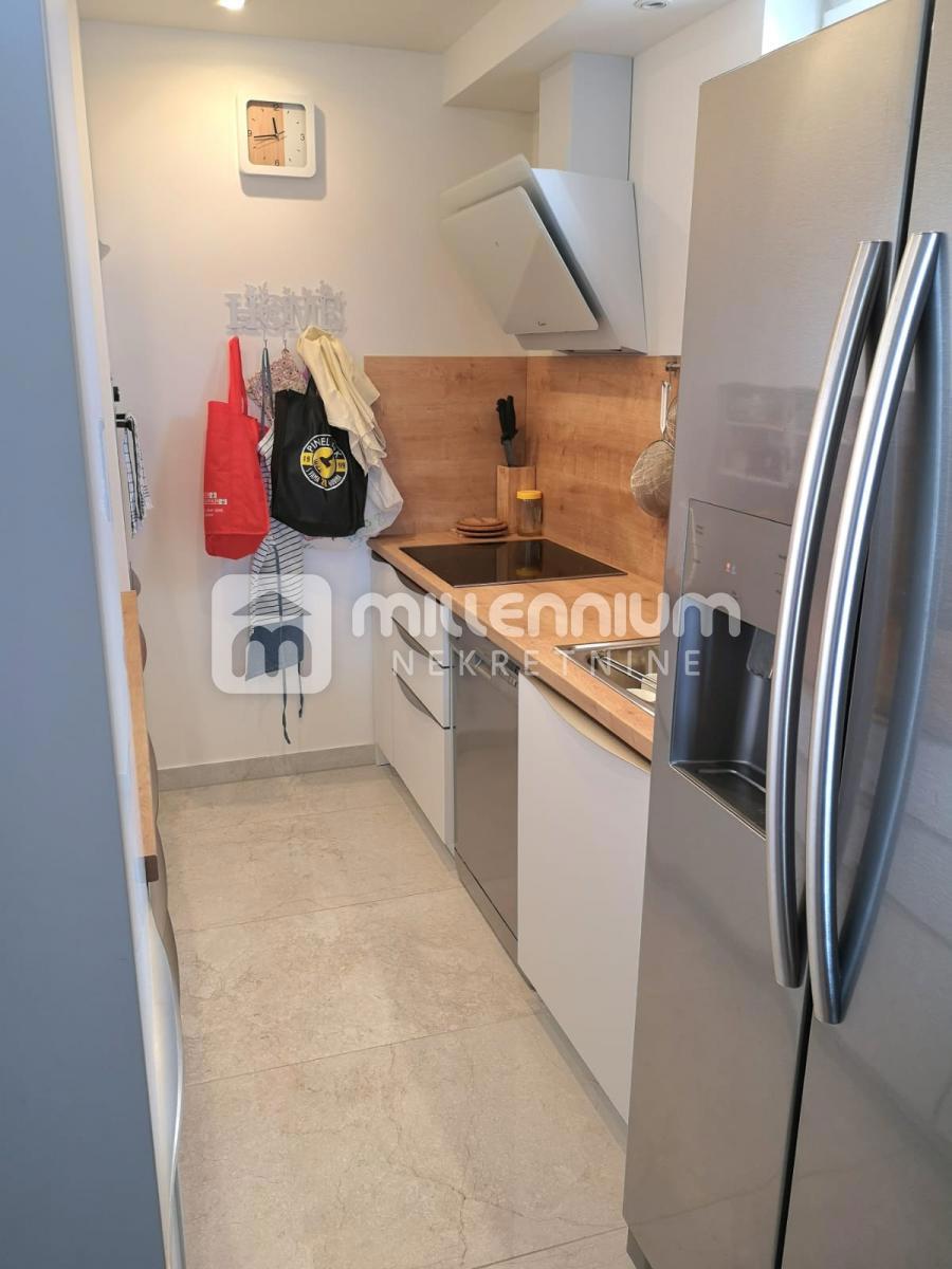 Appartement À vendre - PRIMORSKO-GORANSKA KRK