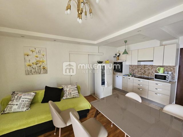 Haus zu verkaufen 690 m² – Lovran