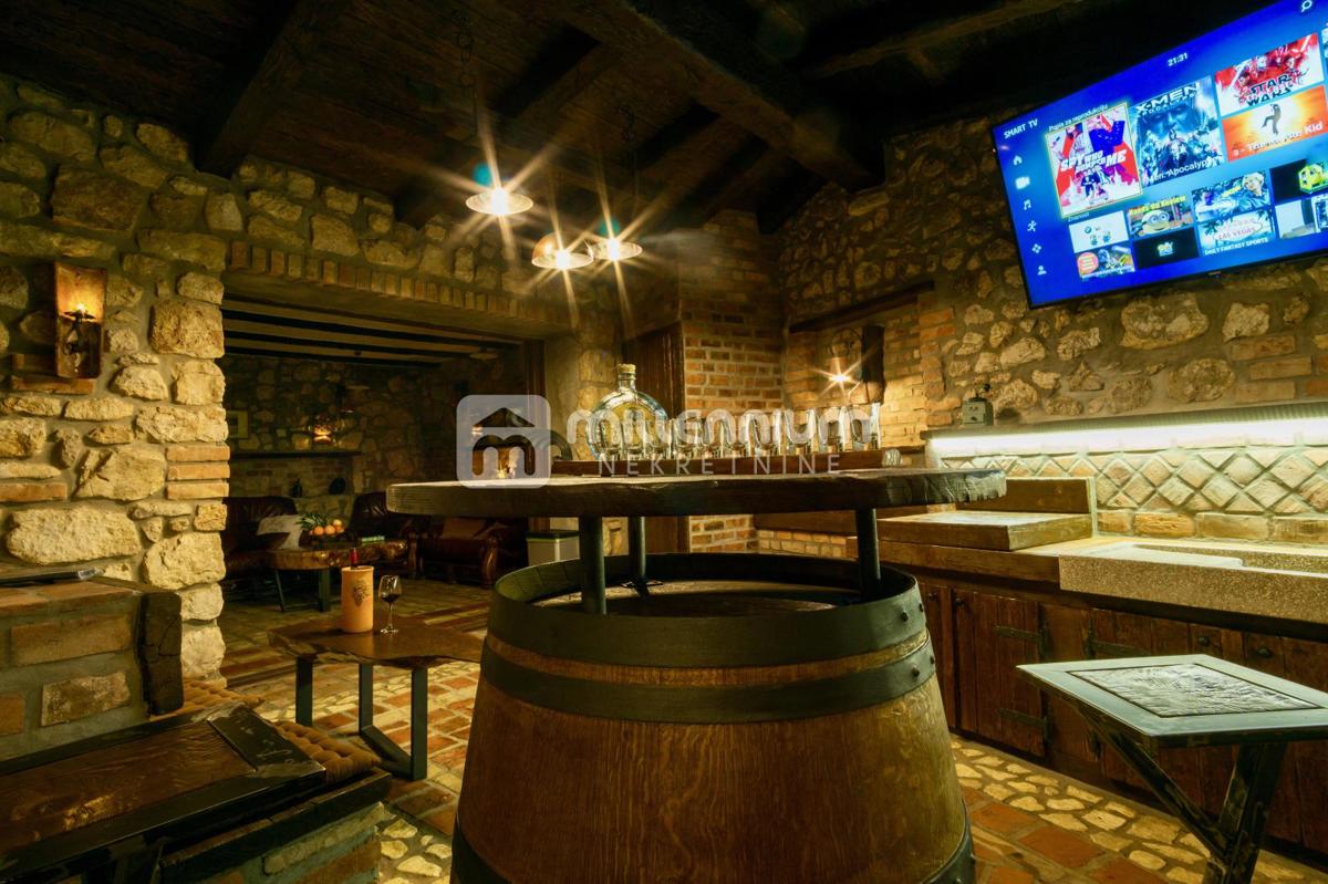 Hiša Na predaj - PRIMORSKO-GORANSKA VINODOLSKA OPĆINA
