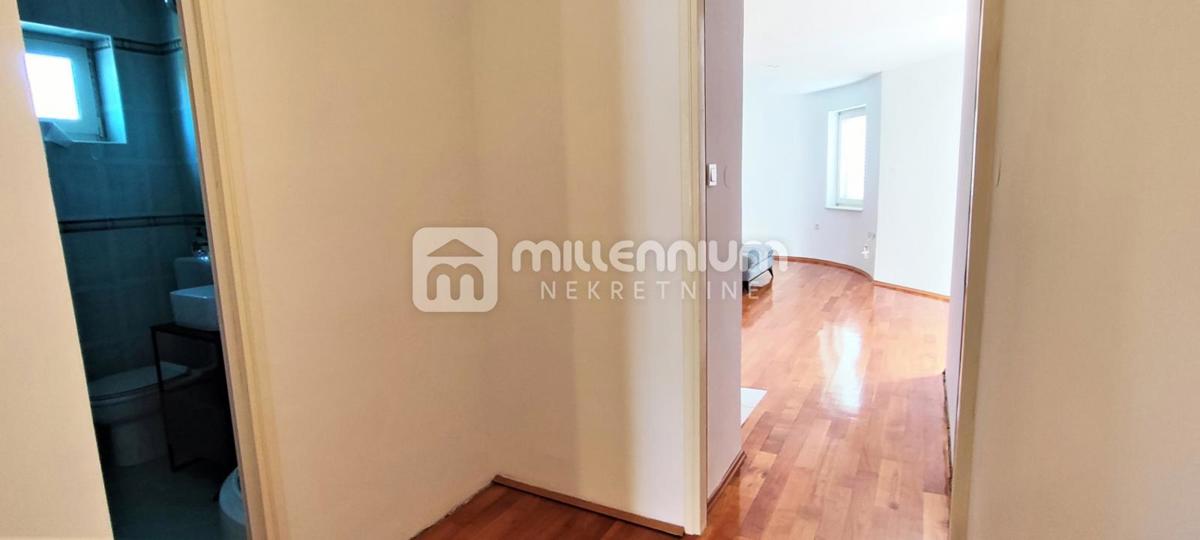Flat For sale - PRIMORSKO-GORANSKA CRIKVENICA