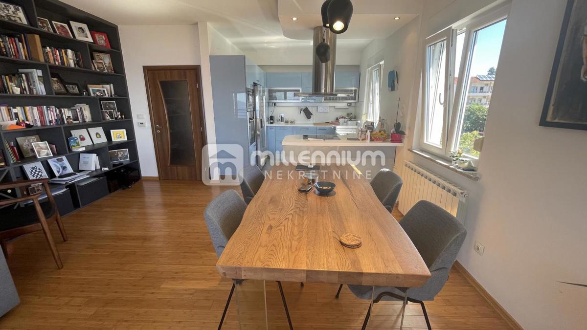 Apartment Zu verkaufen - PRIMORSKO-GORANSKA KASTAV