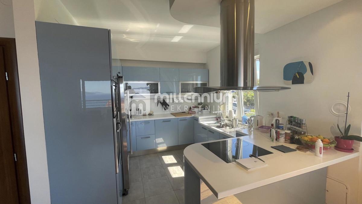 Apartment Zu verkaufen - PRIMORSKO-GORANSKA KASTAV