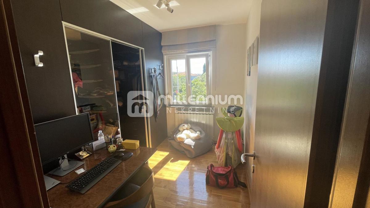 Apartment Zu verkaufen - PRIMORSKO-GORANSKA KASTAV