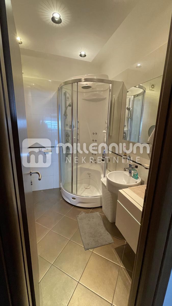 Apartment Zu verkaufen - PRIMORSKO-GORANSKA KASTAV