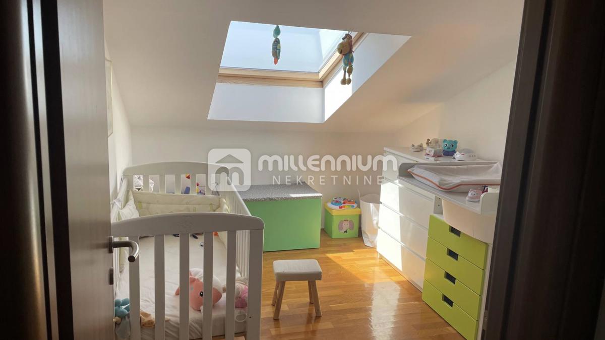 Apartment Zu verkaufen - PRIMORSKO-GORANSKA KASTAV