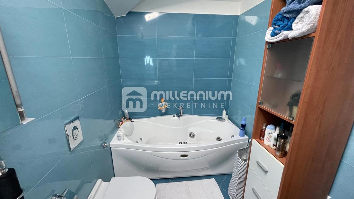 Apartment Zu verkaufen - PRIMORSKO-GORANSKA KASTAV