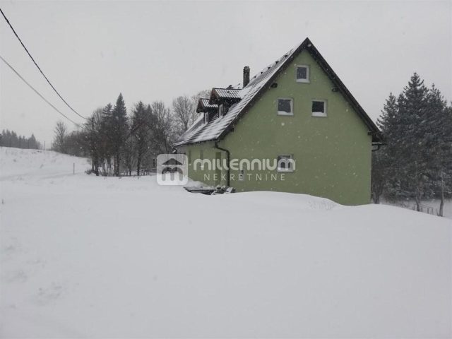 Casa in vendita 160 m² – Kupjak
